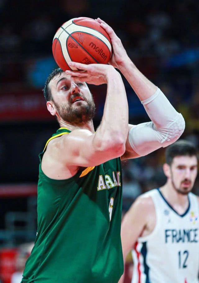 博古特在比赛中表现出色，成为球迷们关注的焦点的简单介绍