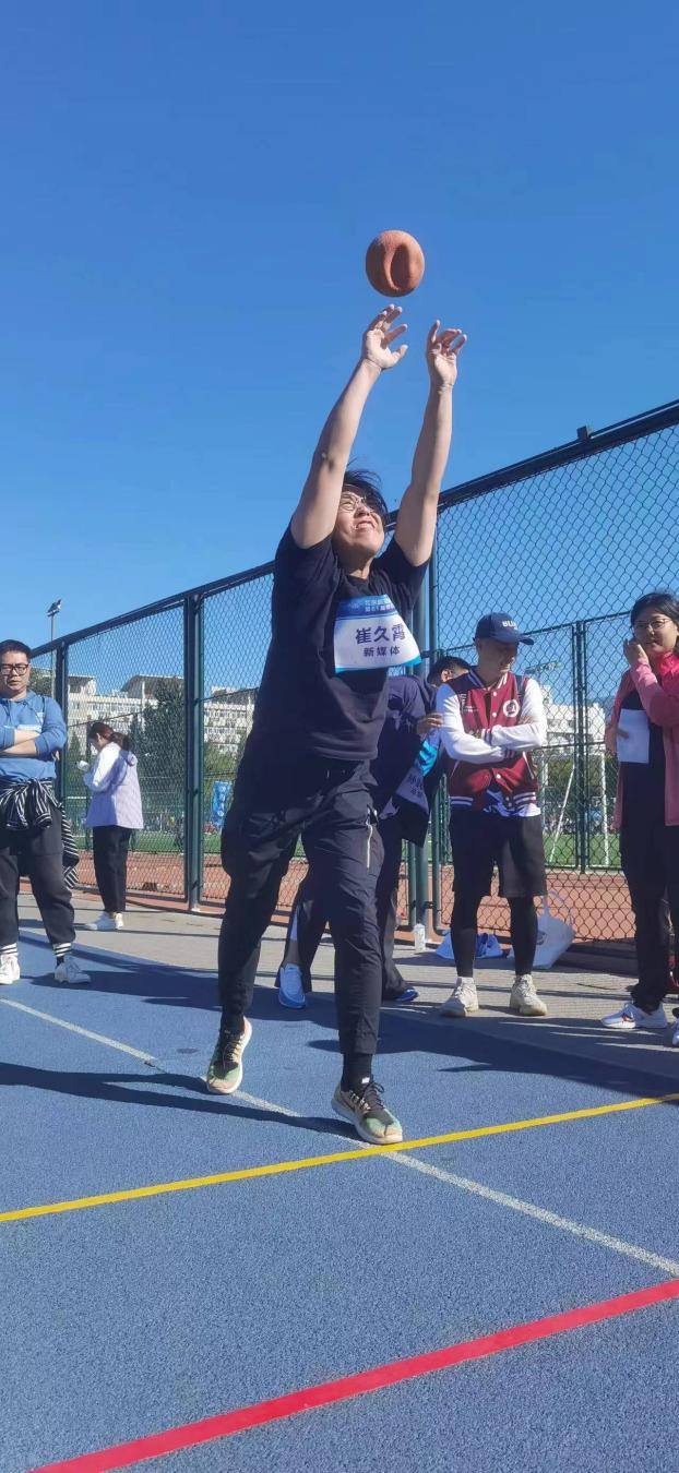 qyg-阿尔及利亚队在场上展现出色状态势如破竹的简单介绍