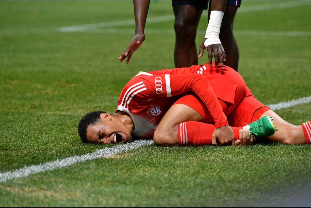 奇异果官网-拜仁大胜马赛,晋级前景一片光明(马赛庆祝拜仁夺冠)